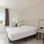 西昌公寓酒店 4* 普拉加德阿罗