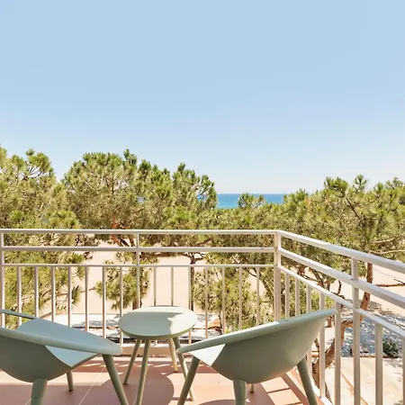 Ξενοδοχείο με διαμερίσματα Xic