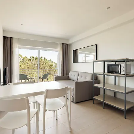 Aparthotel Xic 4*