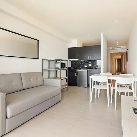 Apartahotel Xic 4*