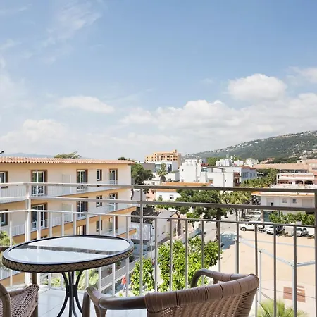 Xic Aparthotel 4*